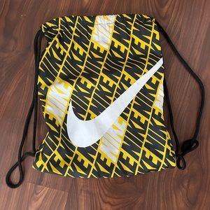 NIKE Black & Yellow Drawstring Gymbag